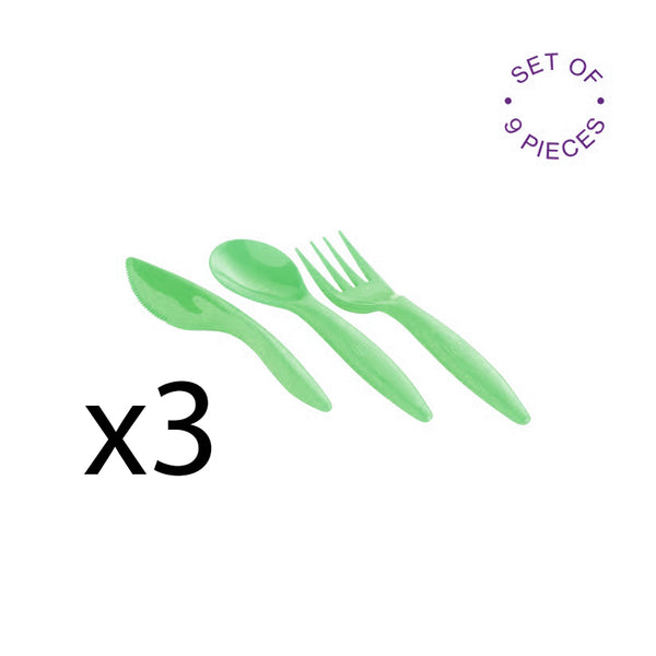 A set of plastic spoons, forks and knife, 9 pieces
