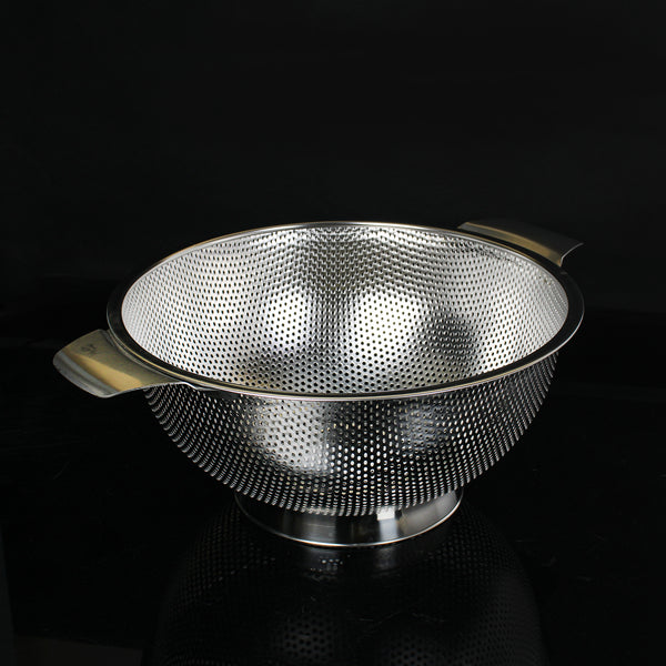 Stainless steel strainer, 2 handles and one leg, sizes