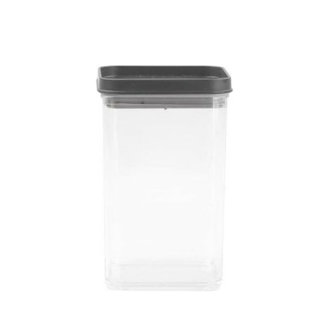 Plastic food storage box with a capacity of 1 liter